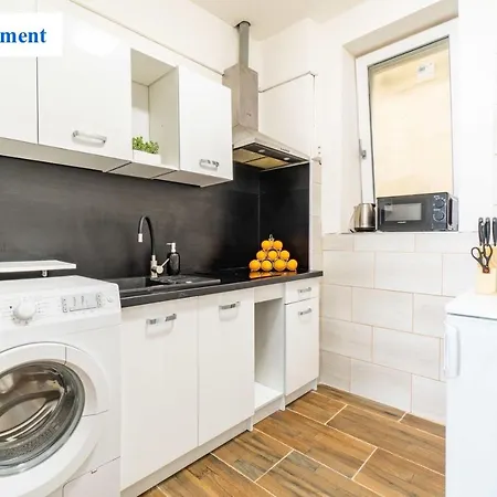Apartment O2 Arena - Honza *